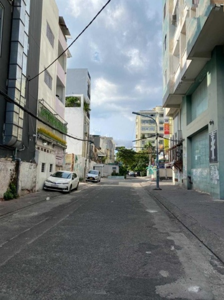 Chính chủ bán nhà 2 mặt tiền 152 m² tại Đường Cách Mạng Tháng Tám, Phường 11, Quận 3, Hồ Chí Minh